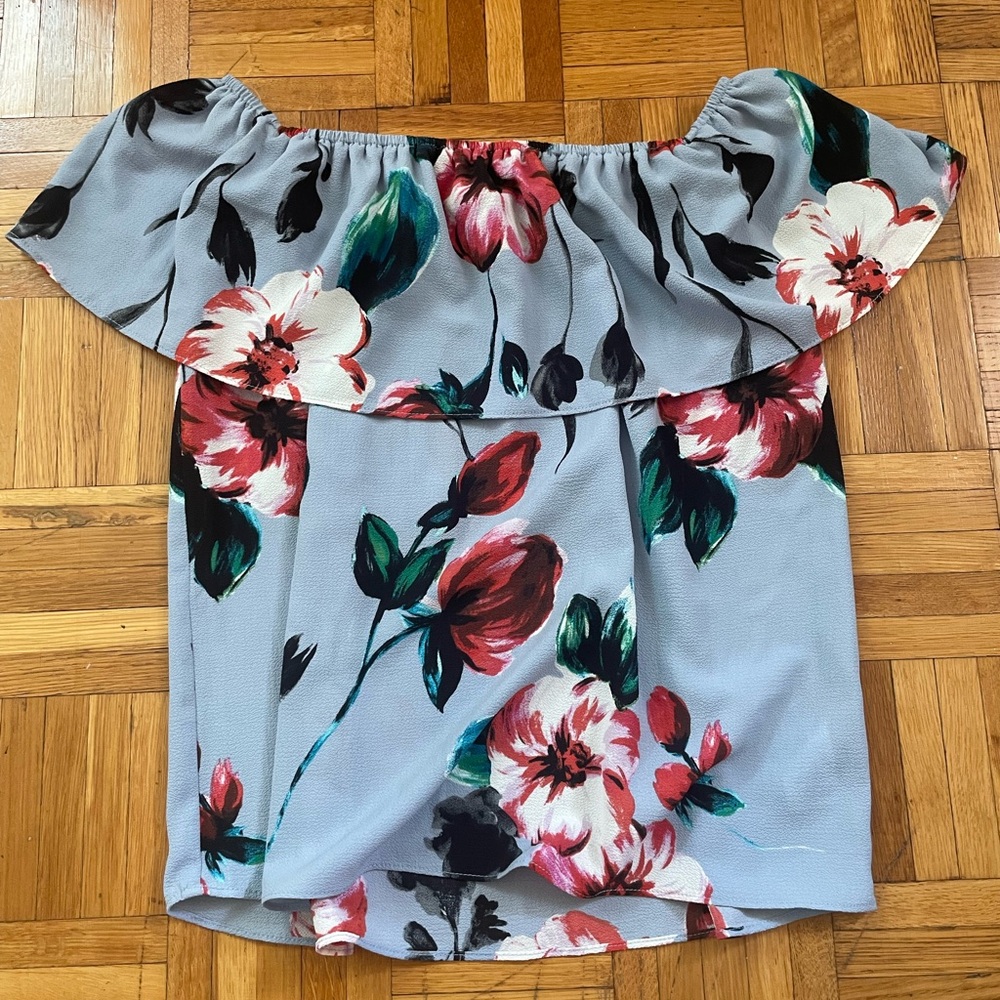 C&E XS off the shoulder blouse